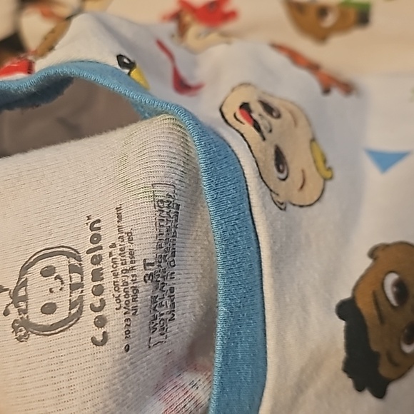 Cocomelon Size‎ 3T Pajama sets - Picture 4 of 4